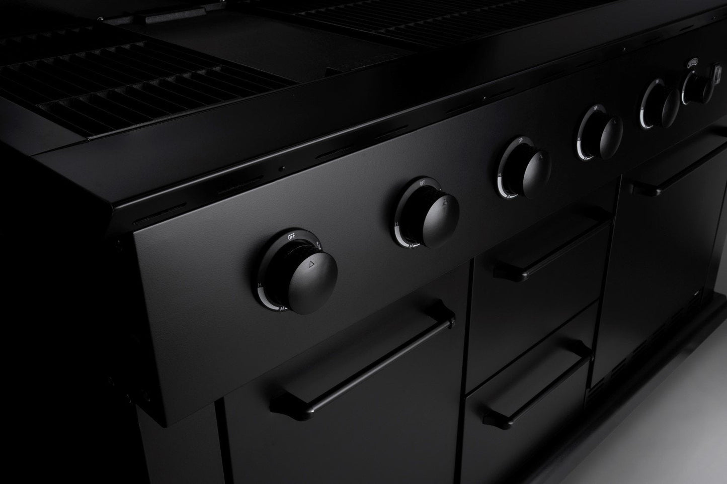 Boretti Luciano zwarte buitenkeuken met geïntegreerde koelkast